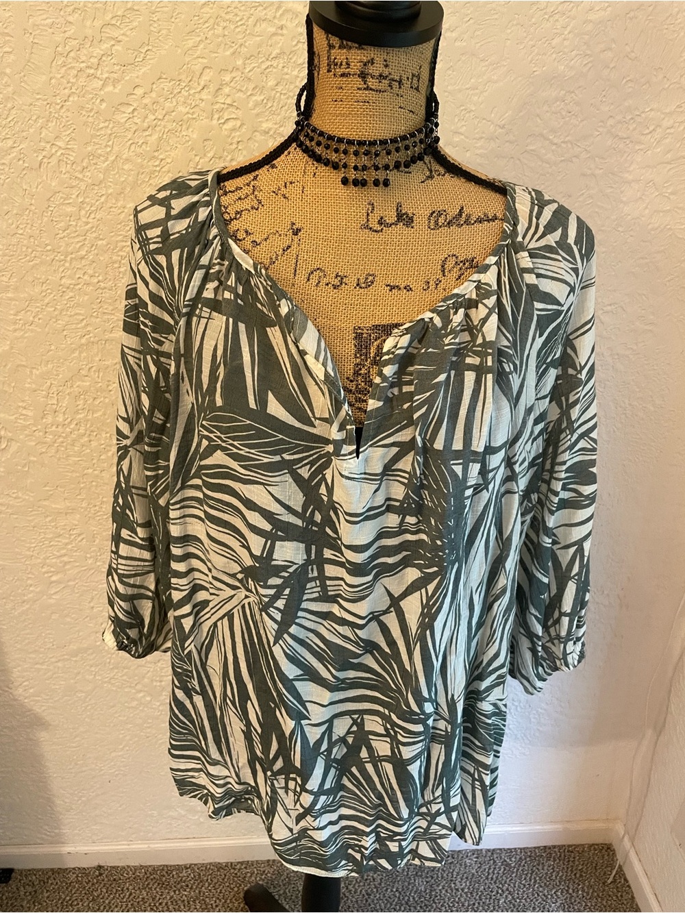 Zac & Rachel Green Leaf-Print Split V-Neck Tunic